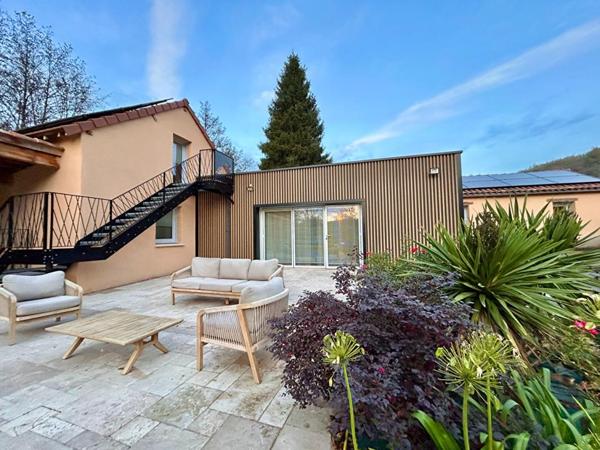 Superbe demeure de prestige, 230 m²,  au Eyzies 24620