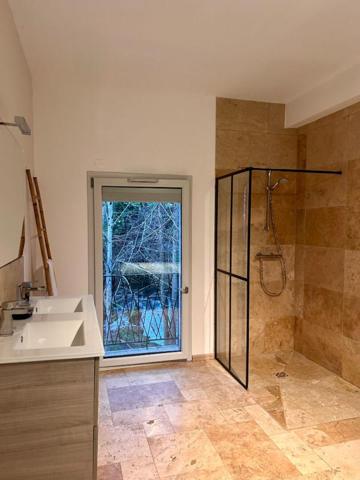 Superbe demeure de prestige, 230 m²,  au Eyzies 24620