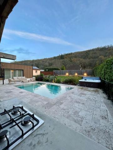 Superbe demeure de prestige, 230 m²,  au Eyzies 24620