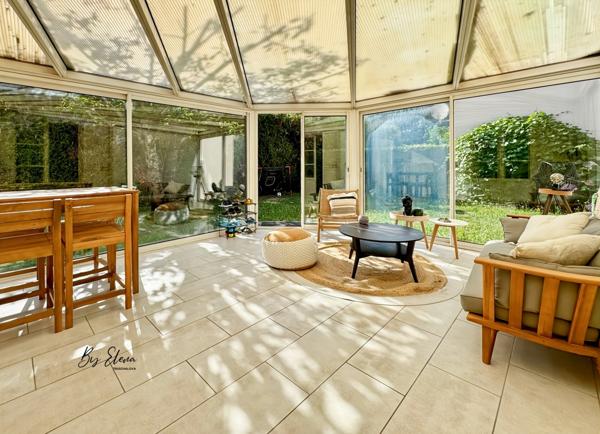 MAISON INDIVIDUELLE, FAMILIALE AU CALME, 6 PIECES – JARDIN SANS VIS‑A‑VIS - RER A A PIED - A 35 MIN DE CHATELET‑LES‑HALLES.