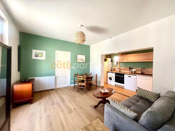 Vente
                Maison56 m² - 3 Pièces -
                    ROYAN (17200)