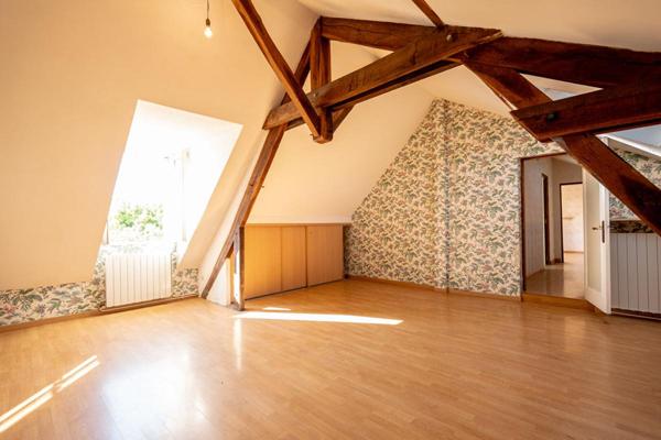 LIEUX UNIQUES ® PROPRIÉTÉS PRIVÉES -  PROPOSE ANCIEN COUVENT DE 173 M² SUR UN TERRAIN DE 1.600 M² - AZÉ - GARE TGV VENDÔME