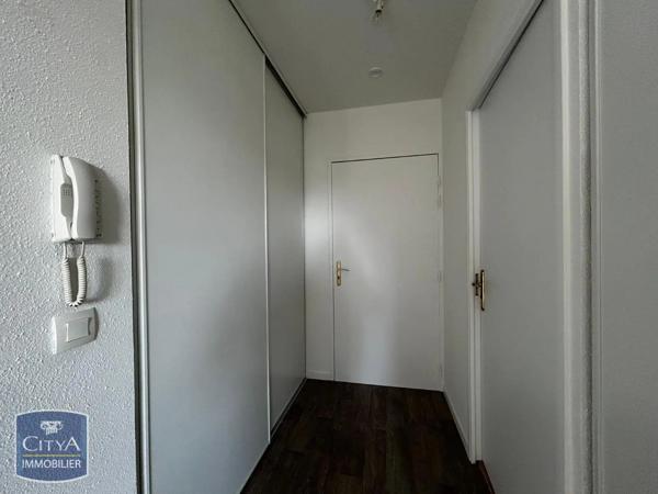 Appartement à louer 1 pièce 24.96m² Lucé (28110)