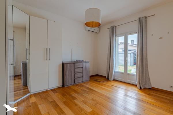 Maison 349 520 € Artigues-près-Bordeaux 4 p 94 m² DPE D