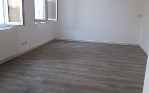 Appartement à louer    2 pièces •  Rochefort