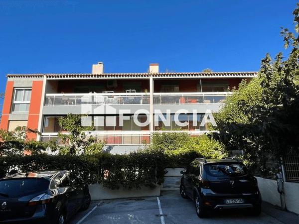 Location Appartement 4 pièces 94.46 m² - 42 AVENUE HAIFA Marseille 13008