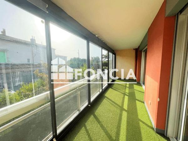 Location Appartement 4 pièces 94.46 m² - 42 AVENUE HAIFA Marseille 13008