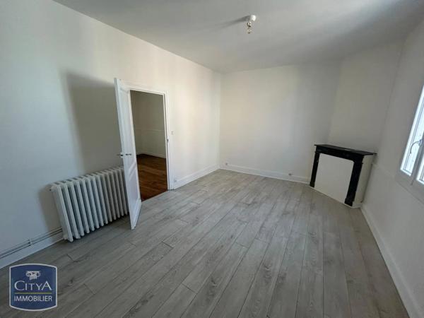 Appartement à louer 2 pièces 49m² Bergerac (24100)