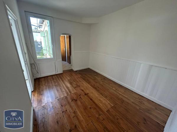Appartement à louer 2 pièces 49m² Bergerac (24100)