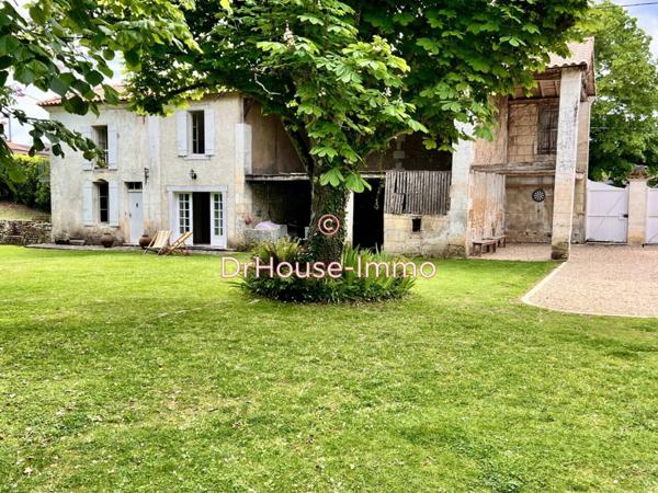 Maison à vendre 8 pièces de 250 m²