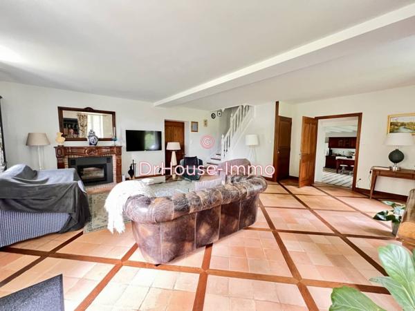 Maison à vendre 8 pièces de 250 m²