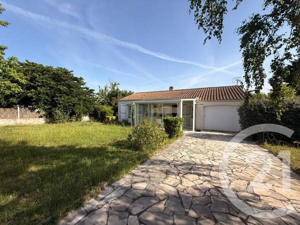 Appartement F3 à vendre  3 pièces - 59,90 m 2   LE FENOUILLER  - 85