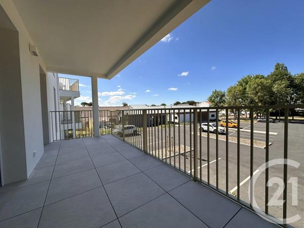 Appartement F3 à vendre  3 pièces - 59,90 m 2   LE FENOUILLER  - 85