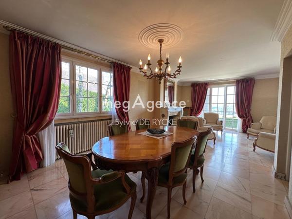 Maison à PARON, 89100 - 11 pièces 190m²