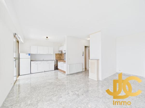 Appartement à LE CANNET (06110)