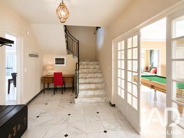 Maison à vendre 9 pièces 308 m² Arès