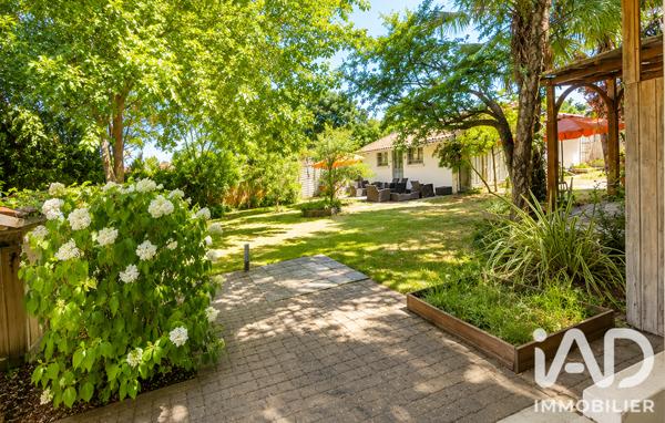Maison à vendre 9 pièces 308 m² Arès