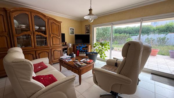EXCLUSIVITE PERIGNY MAISON PLAIN-PIED 102 M² 3 CHAMBRES GARAGE Perigny EXCLUSIVITE PERIGNY MAISON PLAIN-PIED 102 M² 3 CHAMBRES GARAGE Perigny