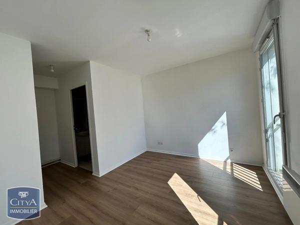 Appartement à louer 2 pièces 48.85m² Saint-Étienne (42000)