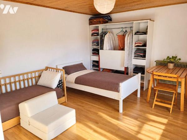 À Valdahon, découvrez cette maison offrant de l'espace pour toute la famille et le plaisir d'un...