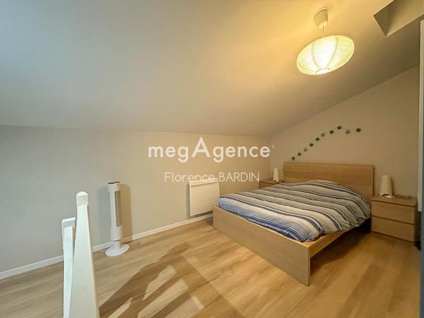 Immeuble à Cholet, 49300 - 101m²