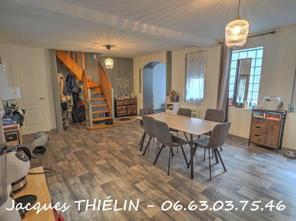 Immeuble de rapport ? Hyper centre de Longué-Jumelles (49160)