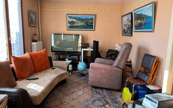 Appartement à vendre    4 pièces • 76,77 m2 Limoges