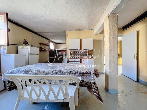 Millau (12100) Maison des années 60 à rénover — Quartier recherché de Millau, au calme d’une impasse