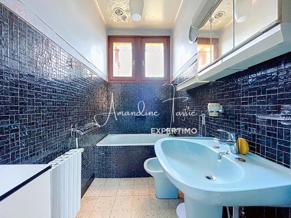 Millau (12100) Maison des années 60 à rénover — Quartier recherché de Millau, au calme d’une impasse