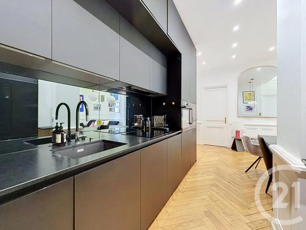 Appartement F3 à vendre  3 pièces - 78,09 m 2   LYON  - 69006