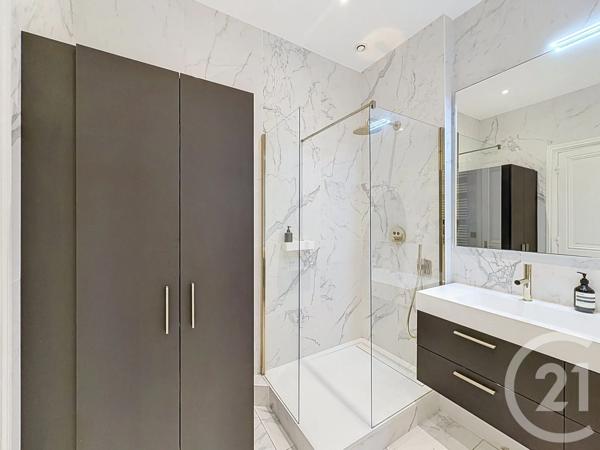 Appartement F3 à vendre  3 pièces - 78,09 m 2   LYON  - 69006