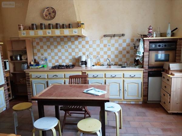 Maison à vendre à La Flèche dans la Sarthe (72200), ref : 1198