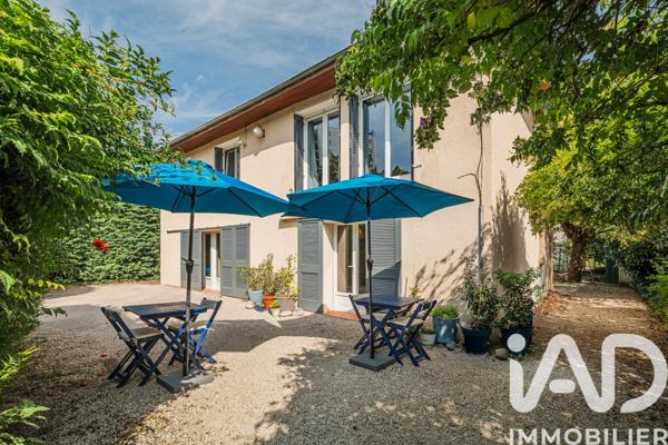 Maison à vendre 7 pièces 158 m² Seyssins