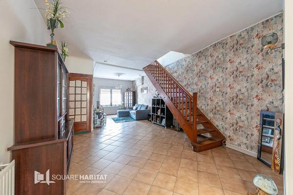 Maison à vendre 6 pièces 115.3m² Saint-Amand-les-Eaux (59230)