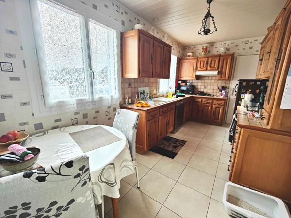 Maison Yebles 5 pièce(s) 152.70 m2