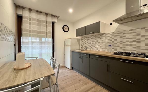 Appartement à vendre    3 pièces • 61 m2 Cluses