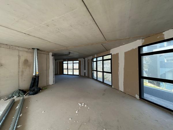 Bureaux - Commerce à la location