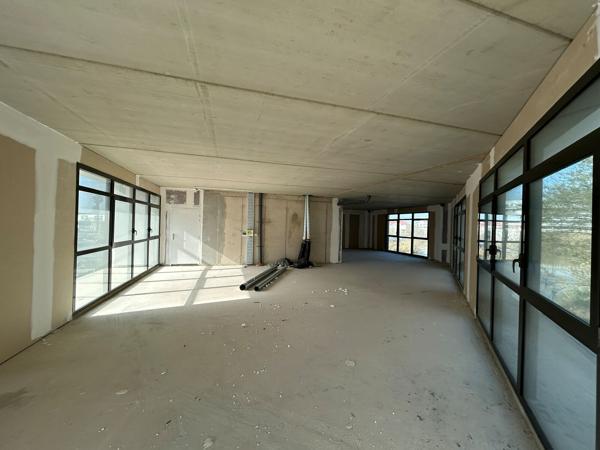 Bureaux - Commerce à la location