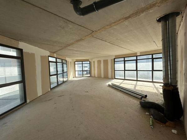 Bureaux - Commerce à la location