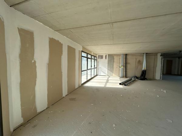 Bureaux - Commerce à la location