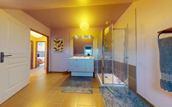 Maison à vendre    5 pièces • 115 m2 Saint-Satur