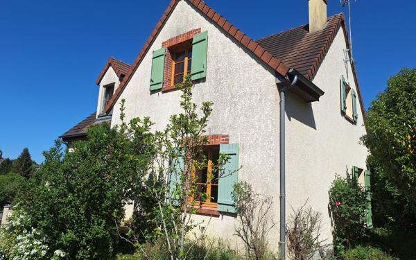 Maison à vendre    5 pièces • 115 m2 Saint-Satur