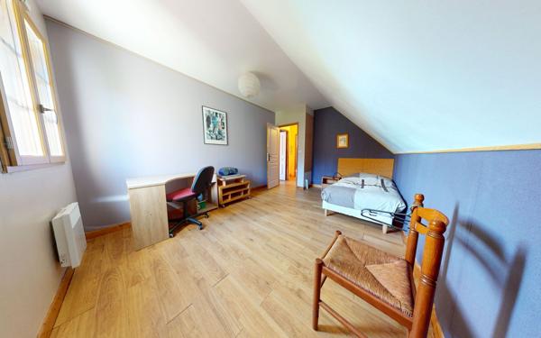 Maison à vendre    5 pièces • 115 m2 Saint-Satur