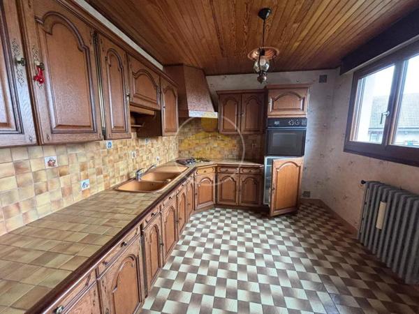 Vente                                                      Maison
                        
                     4 pièces                      83 m2                     à Saint-Gobain