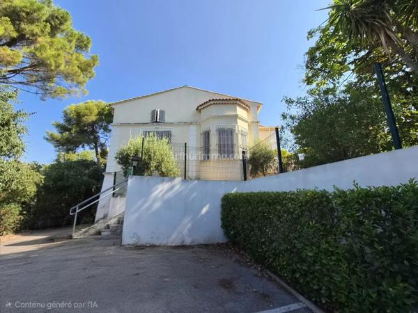 Location                                                      Appartement
                        
                     2 pièces                      46 m2                     à Draguignan