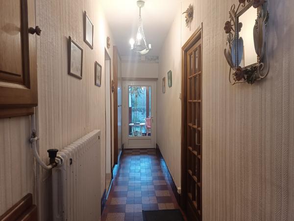 Maison proche centre ville 95m² 3 chambres jardin dépendance