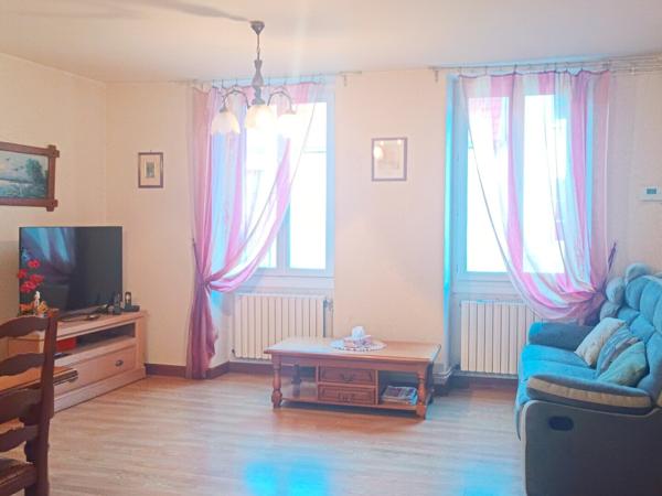 Maison proche centre ville 95m² 3 chambres jardin dépendance