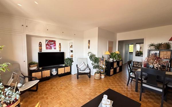 Appartement à vendre    3 pièces • 71,03 m2 Saint-Maurice