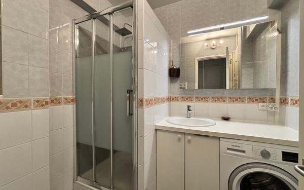 Appartement à vendre    3 pièces • 71,03 m2 Saint-Maurice