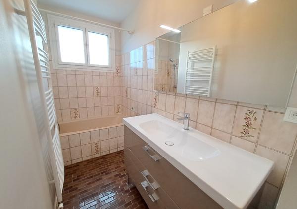 MAISON T6 - REF 61065